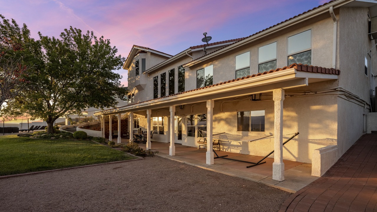Photo of Patio Balcony in Page