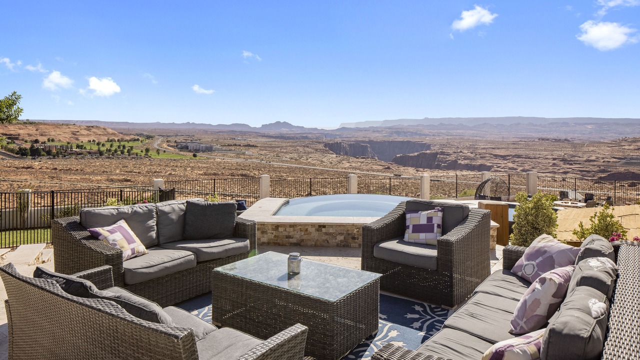 Photo of Patio Balcony in Page