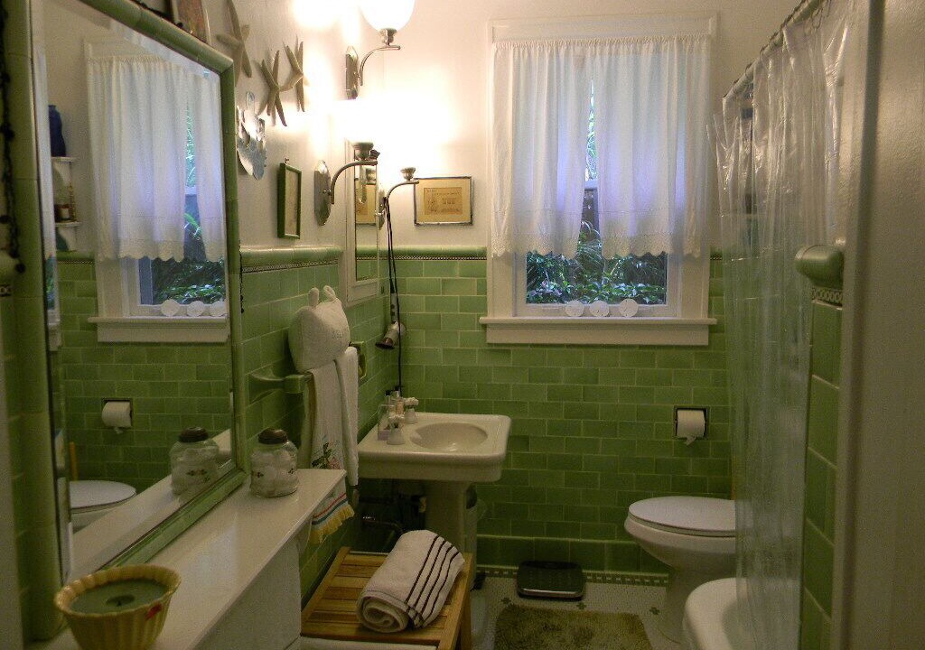 Photo of Bathroom in East Little Havana