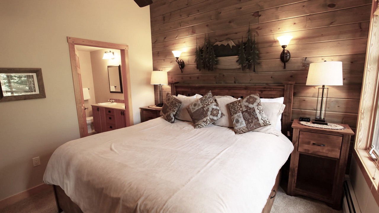 Photo of Bedroom in Copper Mountain Village