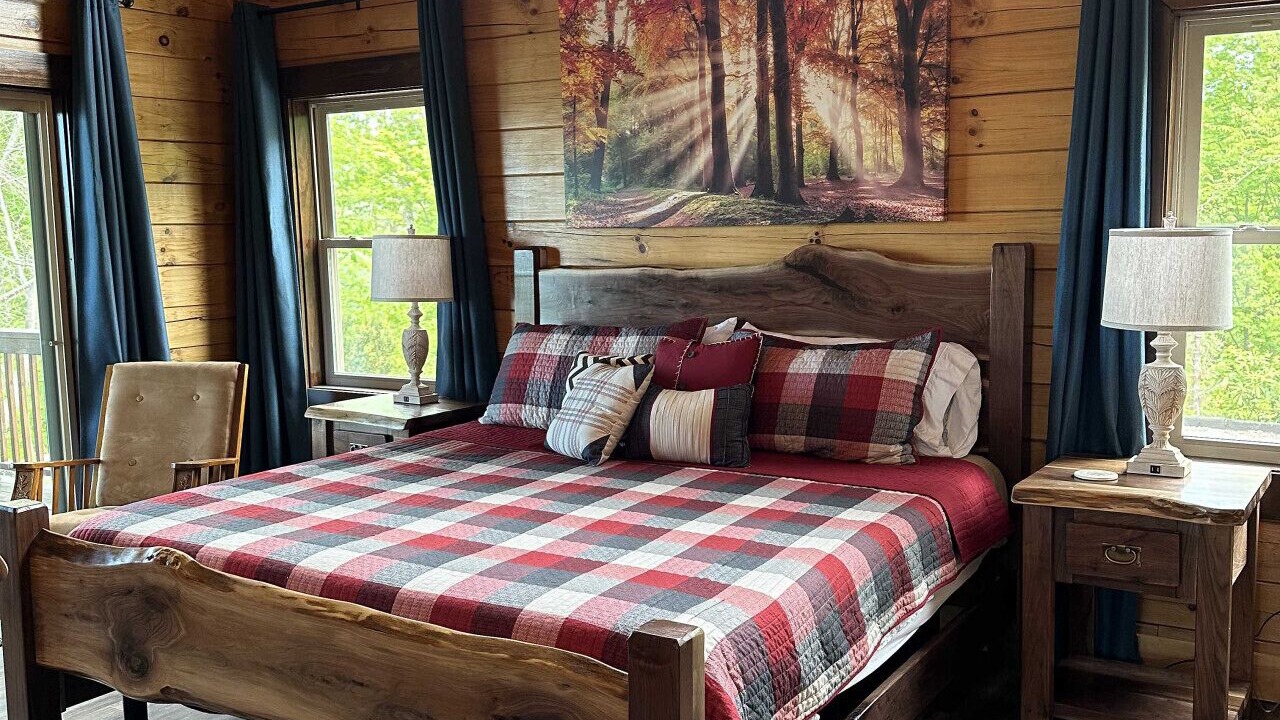 Photo of Bedroom in Bryson City