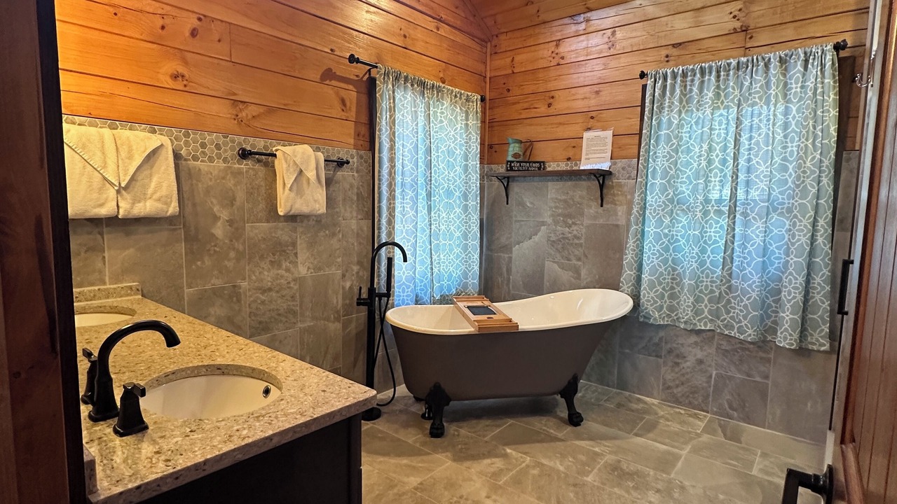 Photo of Bathroom in Bryson City