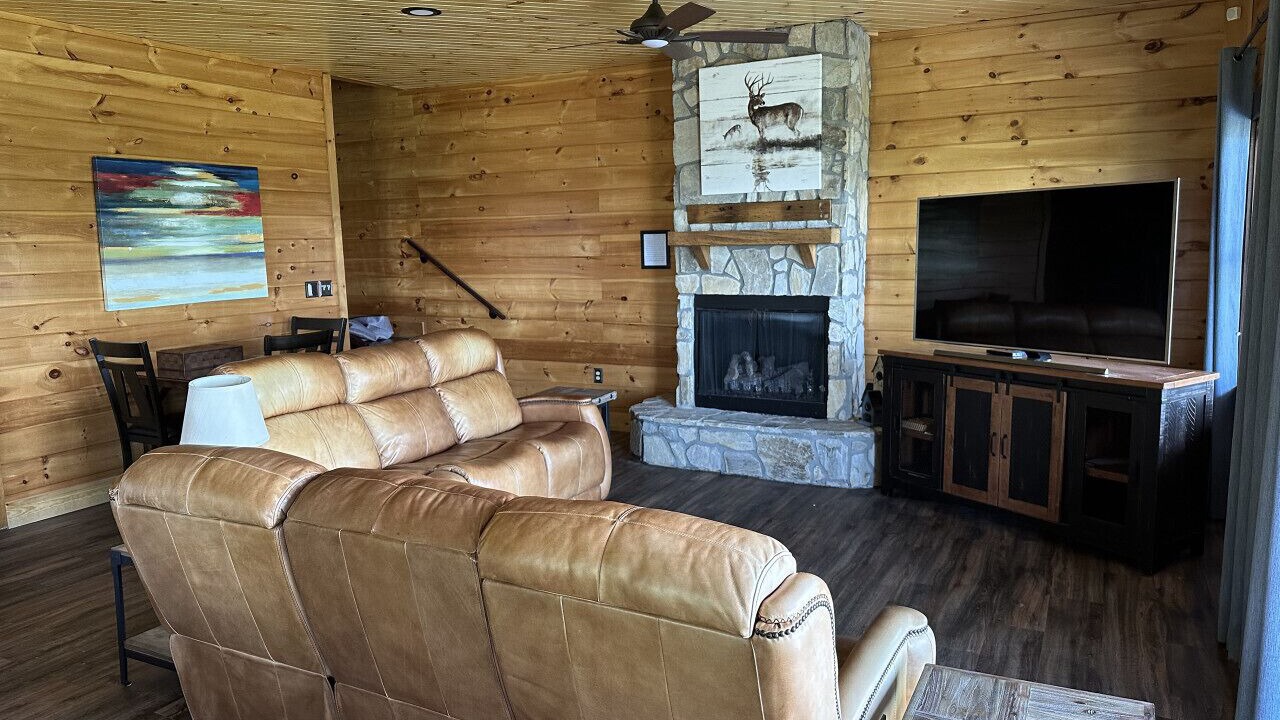 Photo of Livingroom in Bryson City