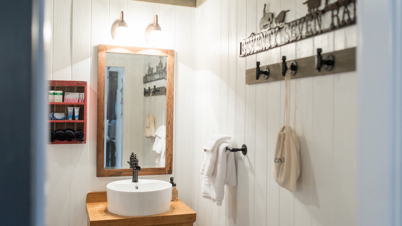 Photo of Bathroom in Summerville Historic District