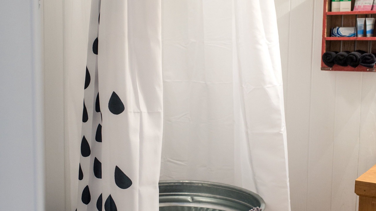 Photo of Bathroom in Summerville Historic District