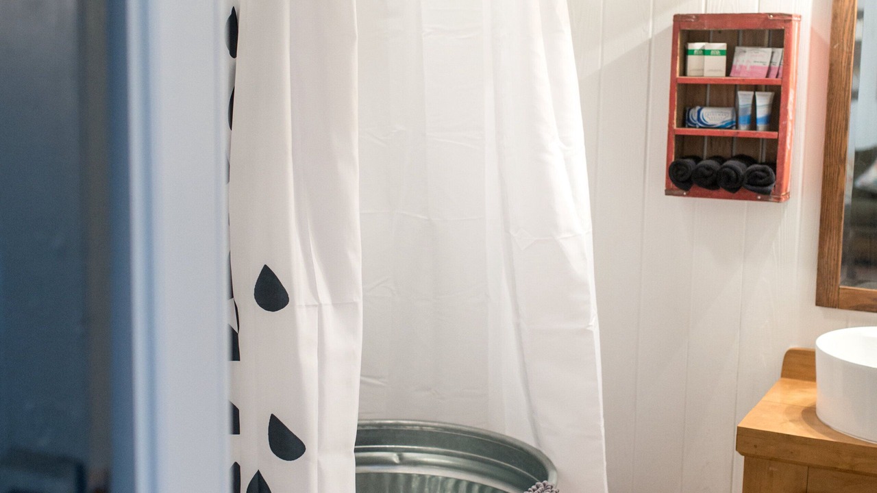 Photo of Bathroom in Summerville Historic District