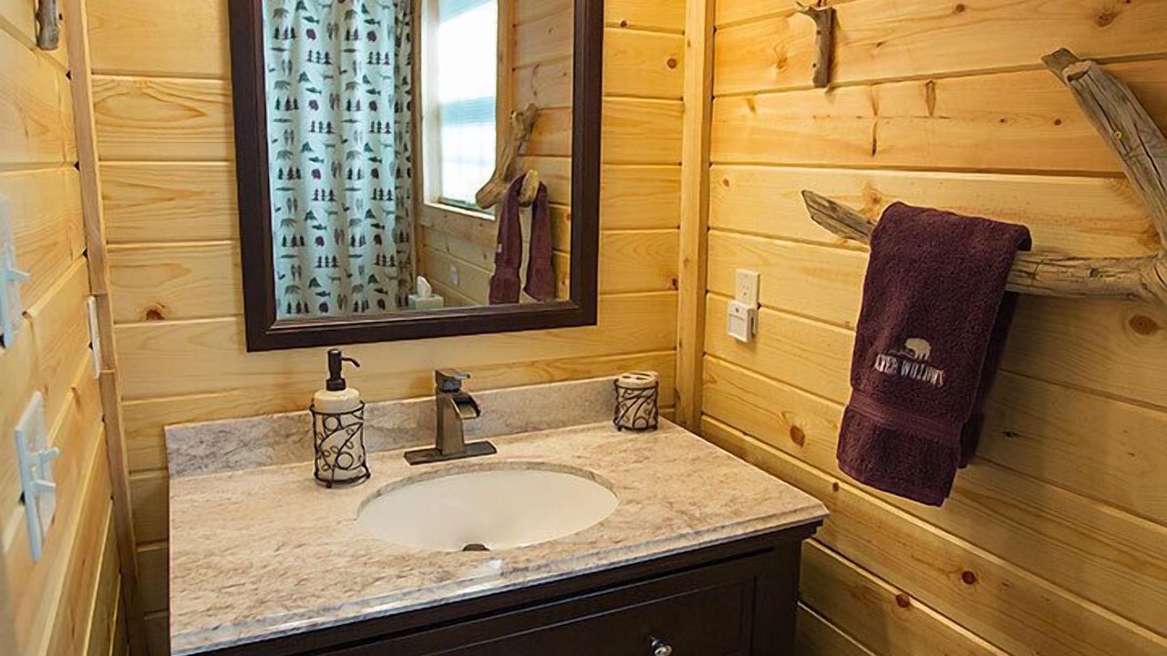 Photo of Bathroom in Cooke City-Silver Gate