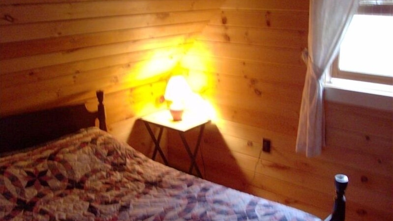 Photo of Bedroom in Whitney