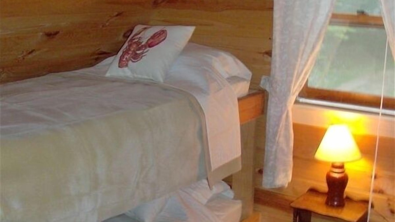 Photo of Bedroom in Whitney