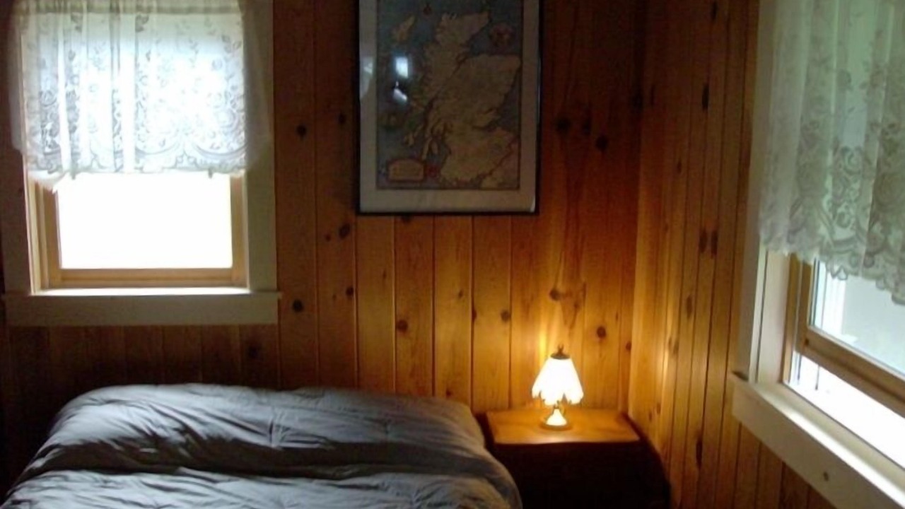 Photo of Bedroom in Whitney