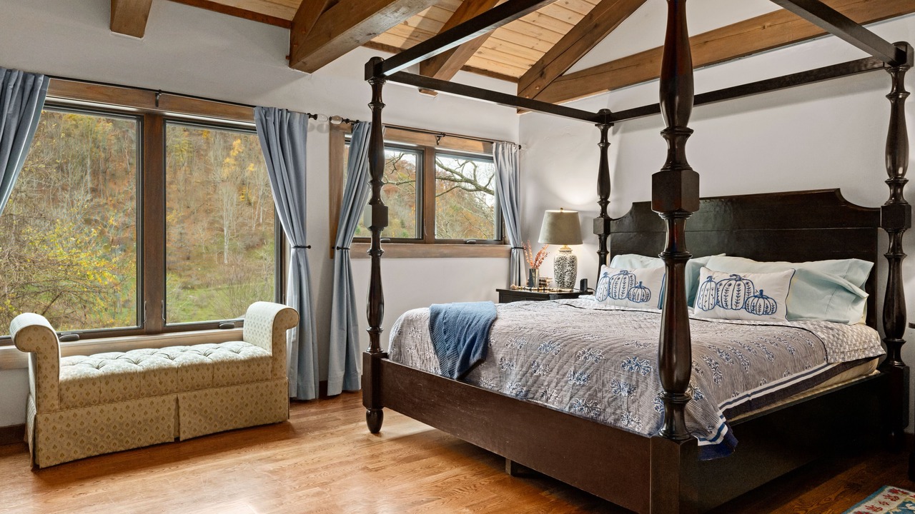 Photo of Bedroom in Clyde