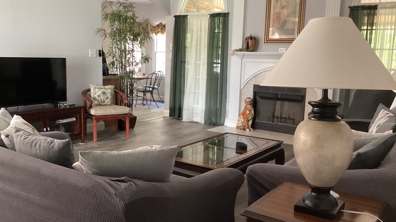 Photo of Livingroom in Mount Vernon