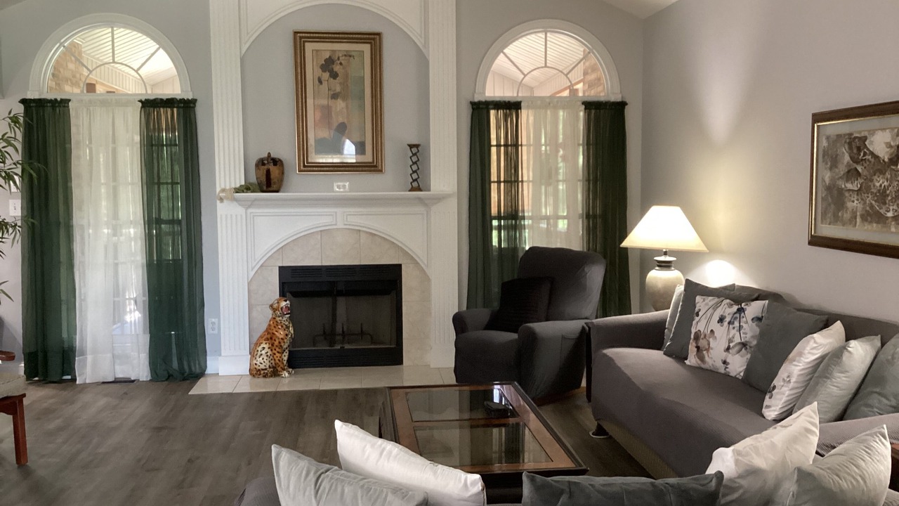 Photo of Livingroom in Mount Vernon