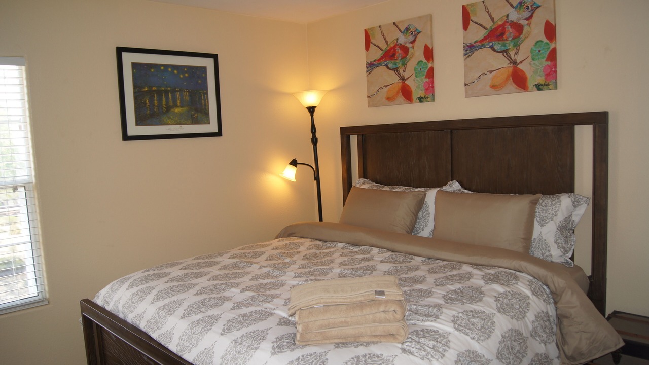 Photo of Bedroom in Silverado Ranch
