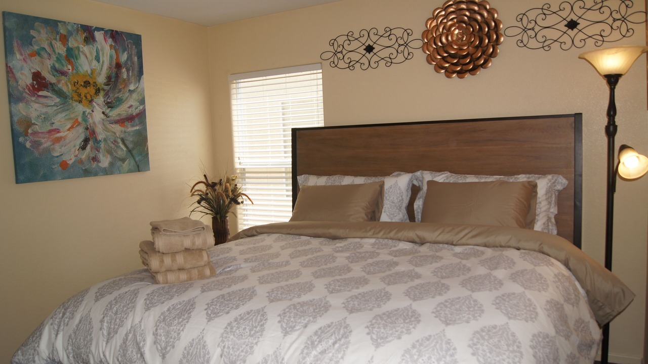 Photo of Bedroom in Silverado Ranch