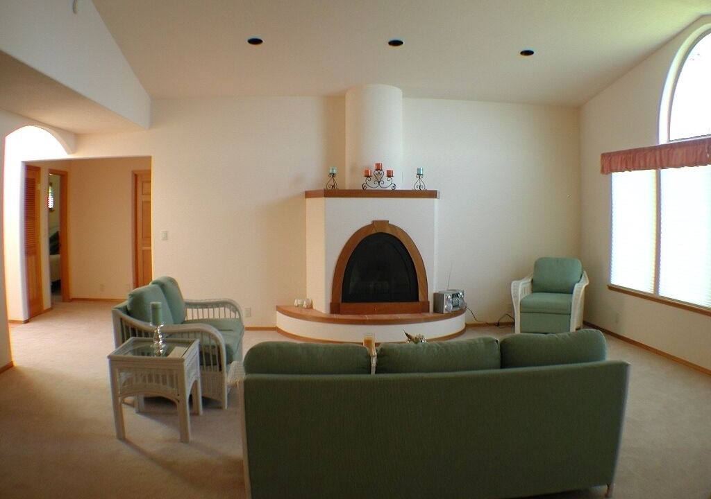 Photo of Livingroom in Adelma Beach