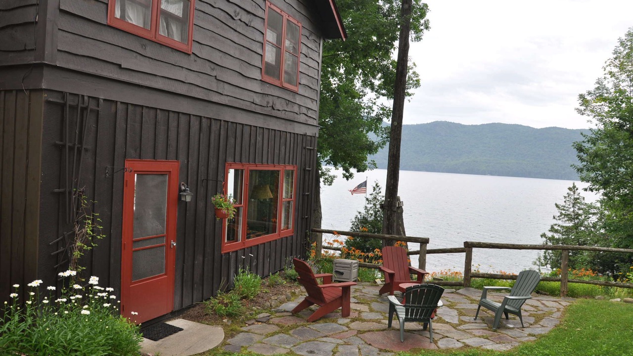 Photo of Patio Balcony in Silver Bay