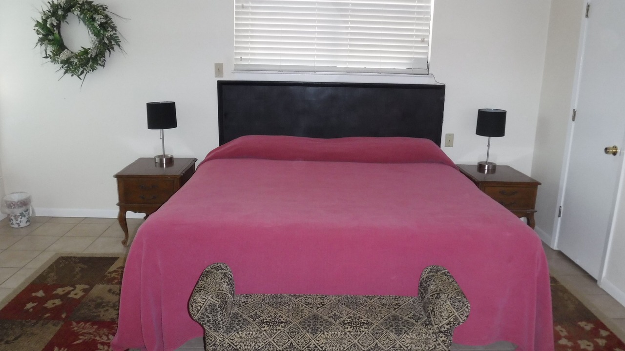 Photo of Bedroom in Avinger