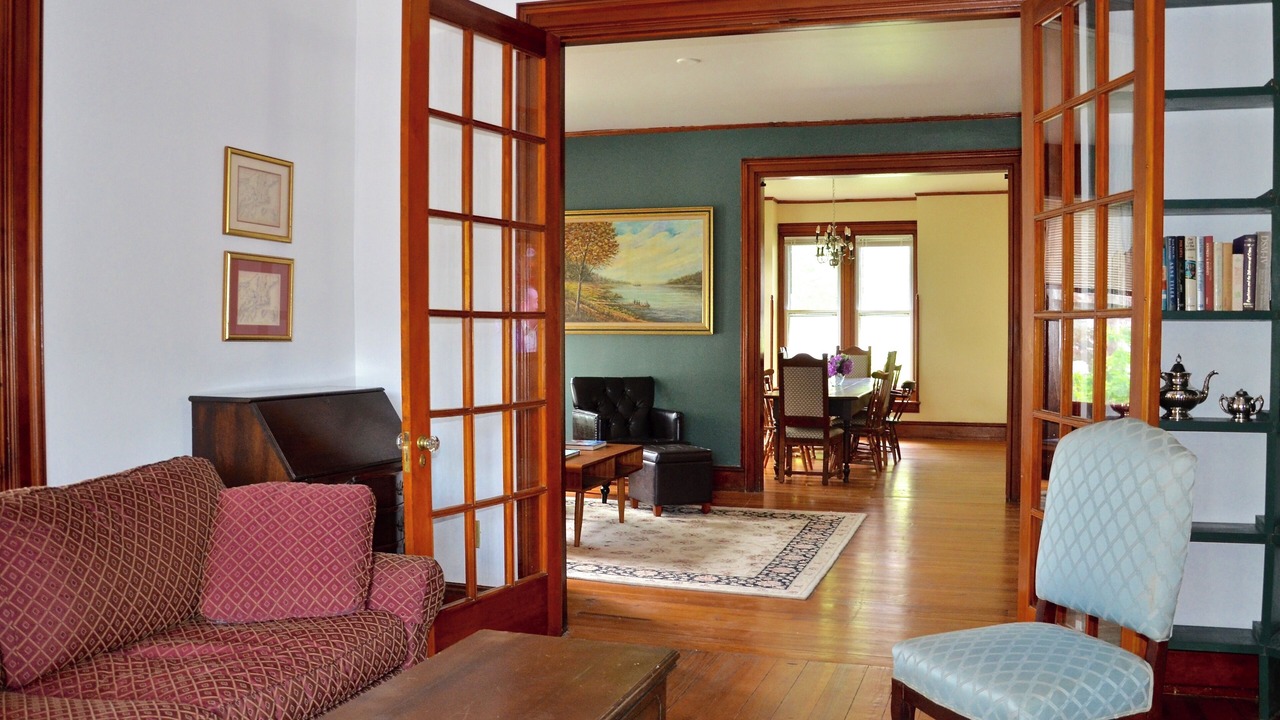 Photo of Livingroom in Oneonta