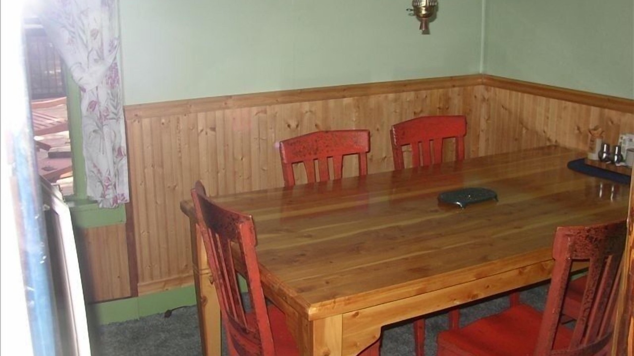 Photo of Livingroom in Bend