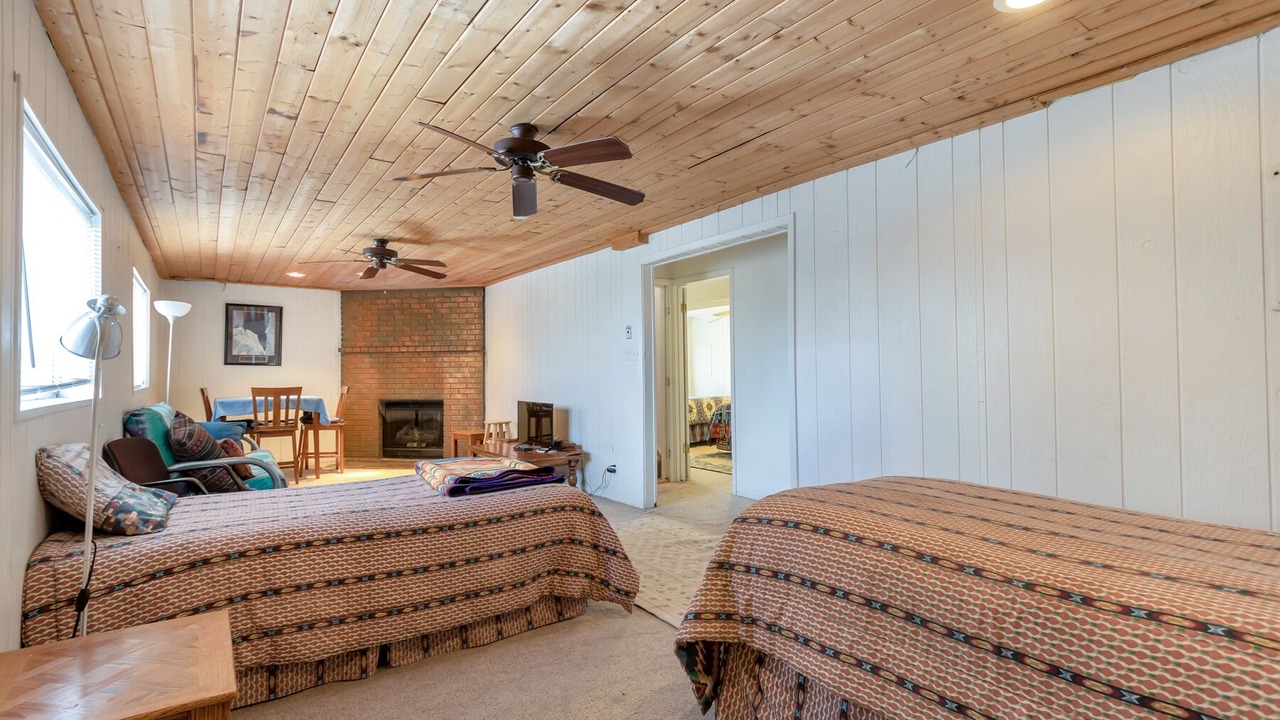 Photo of Bedroom in Cottonwood Heights