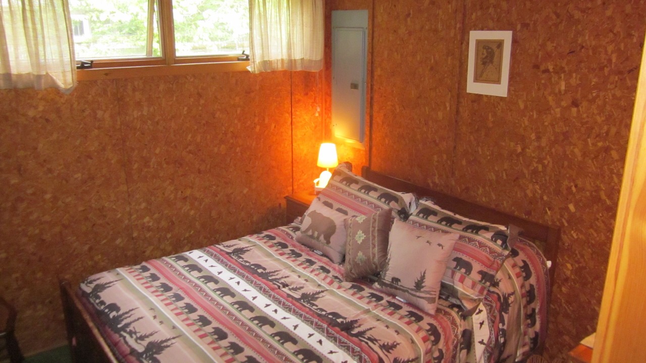 Photo of Bedroom in Inlet