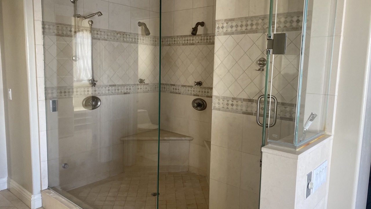 Photo of Bathroom in Discovery Bay