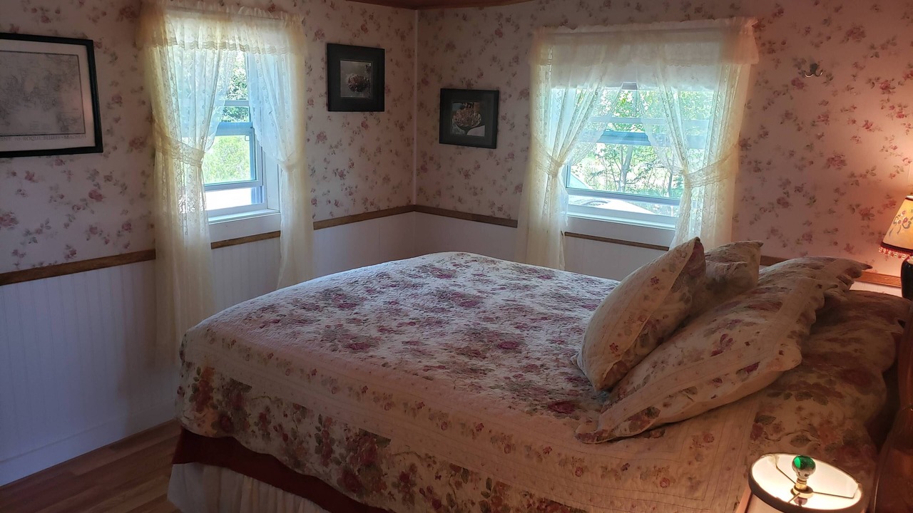 Photo of Bedroom in Jonesport