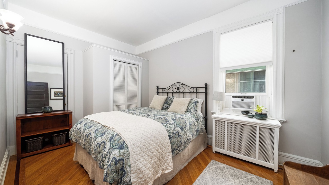 Photo of Bedroom in Hoboken