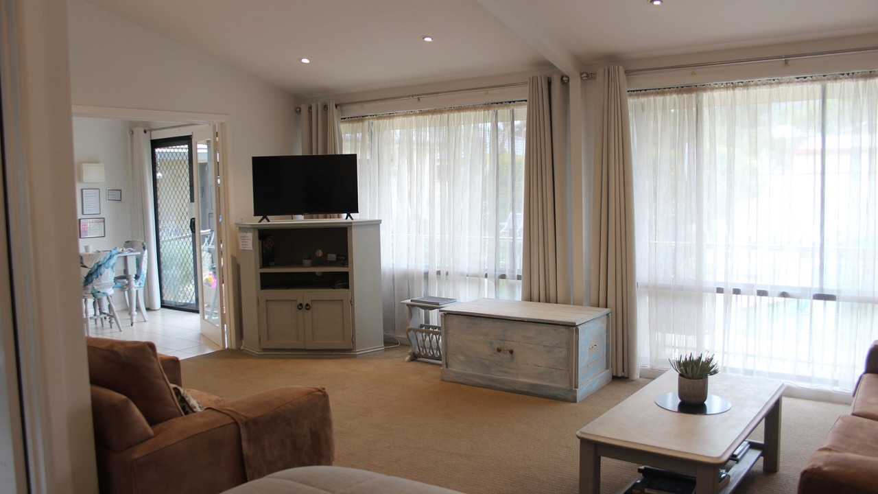 Photo of Livingroom in Euroa