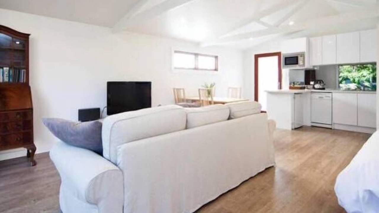 Photo of Livingroom in Freshwater