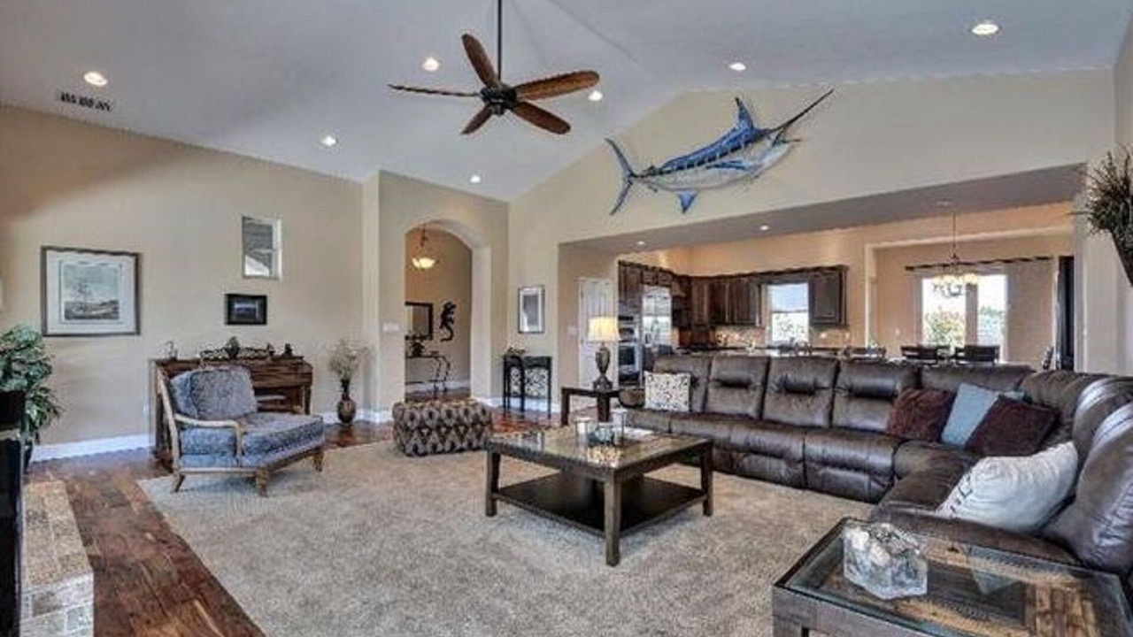 Photo of Livingroom in Fairfield