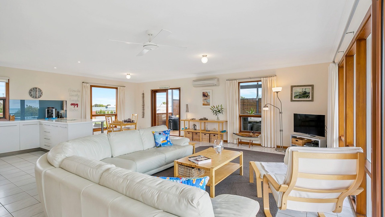 Photo of Livingroom in Middleton