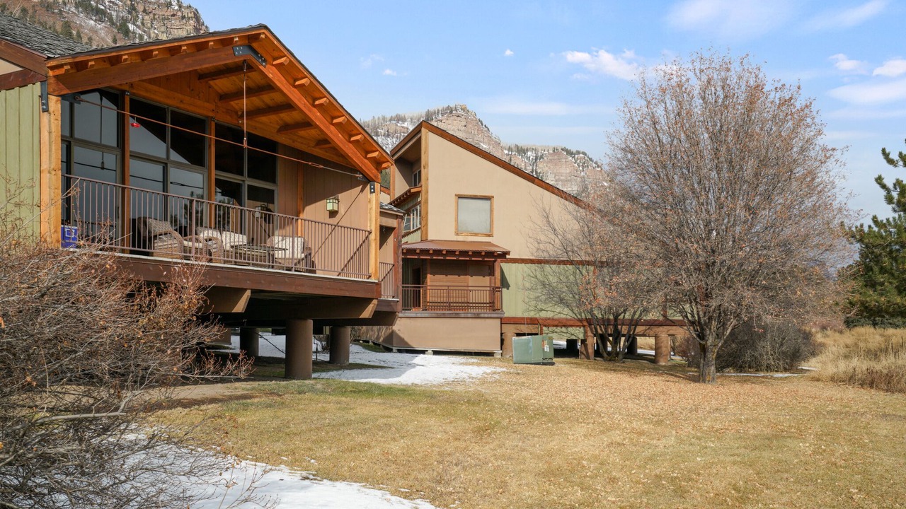 Photo of Patio Balcony in Purgatory