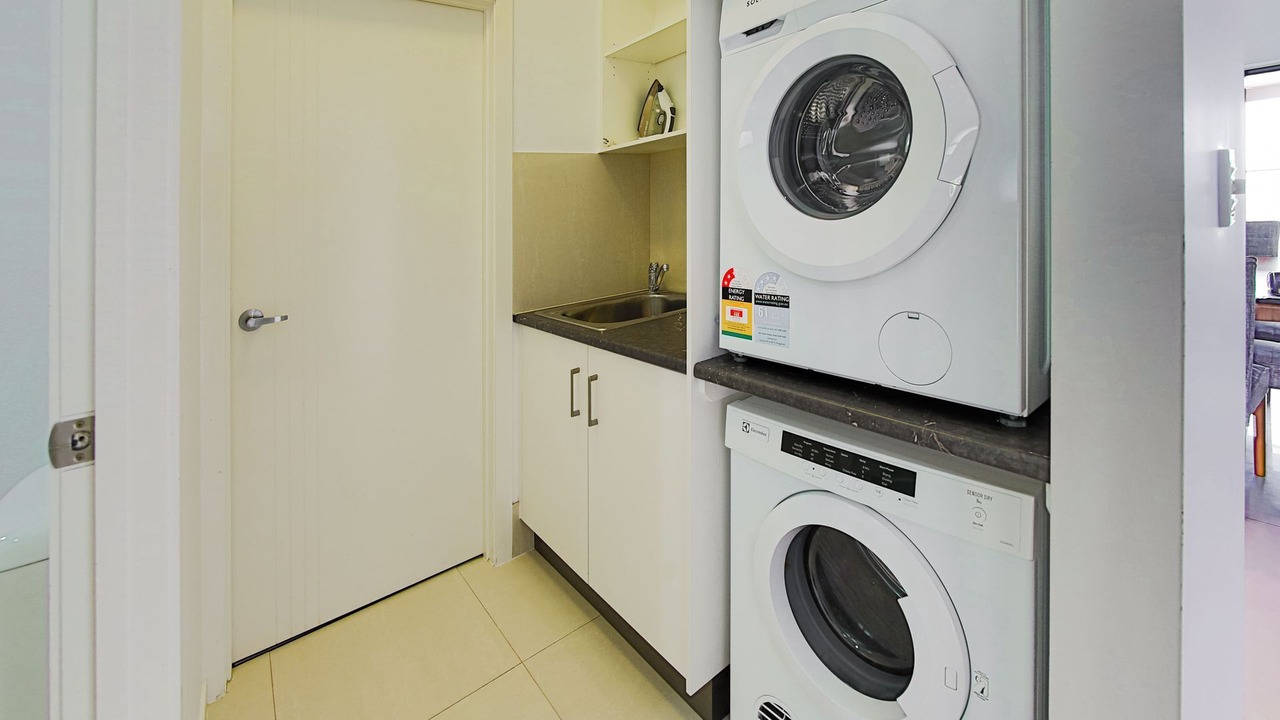 Photo of Others in Seventeen Seventy