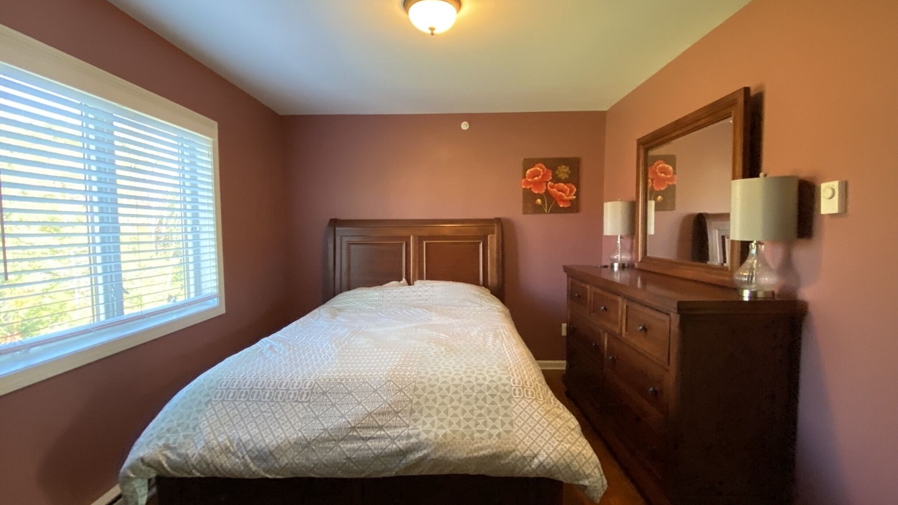 Photo of Bedroom in Oak Hill