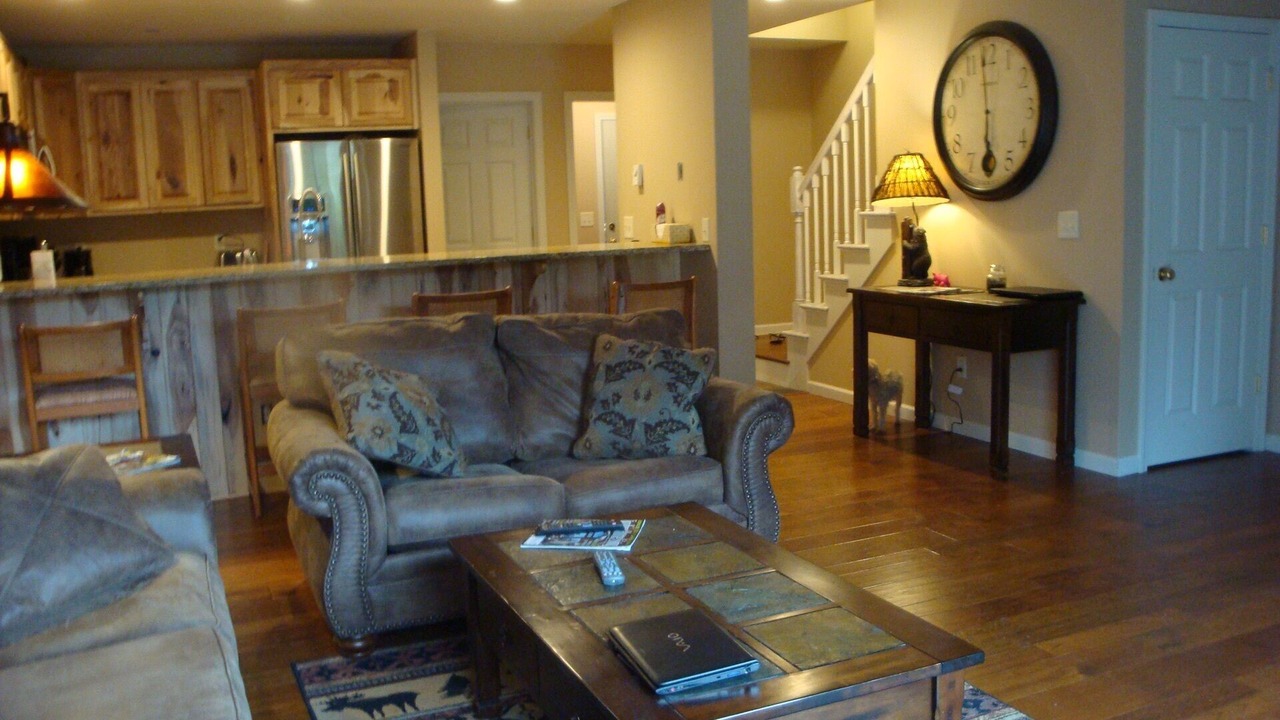 Photo of Livingroom in Oak Hill