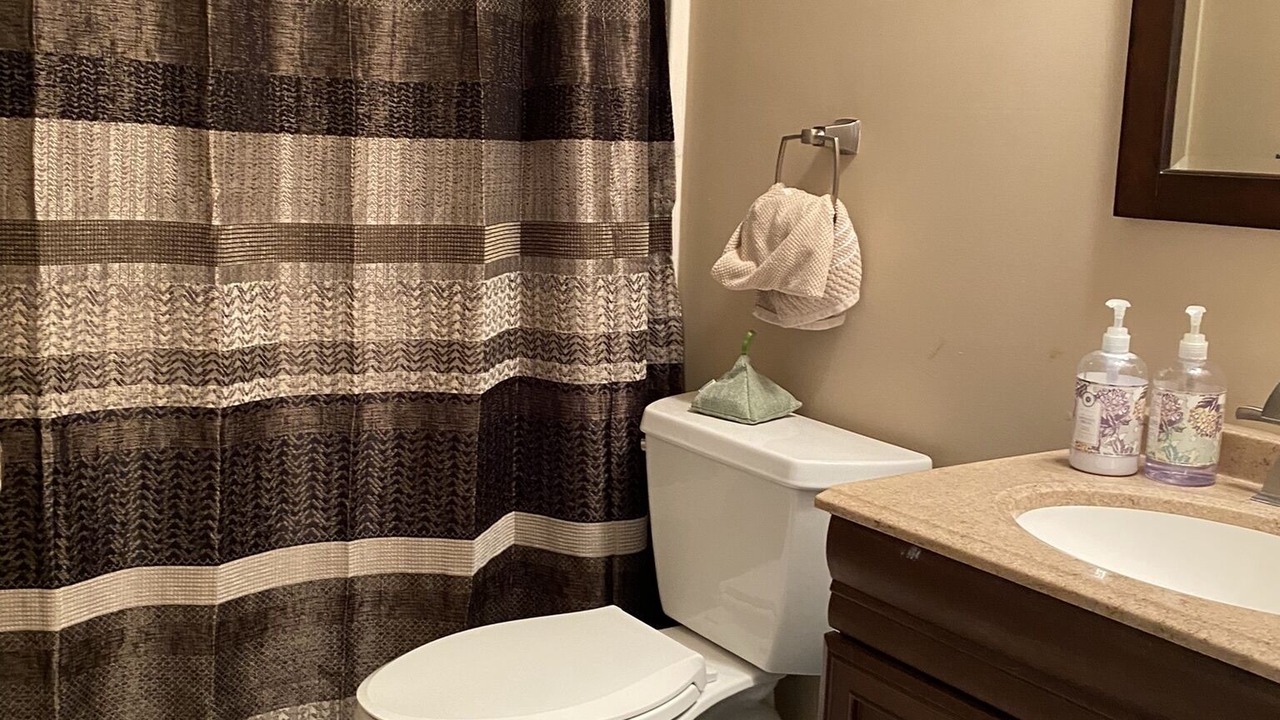 Photo of Bathroom in Oak Hill
