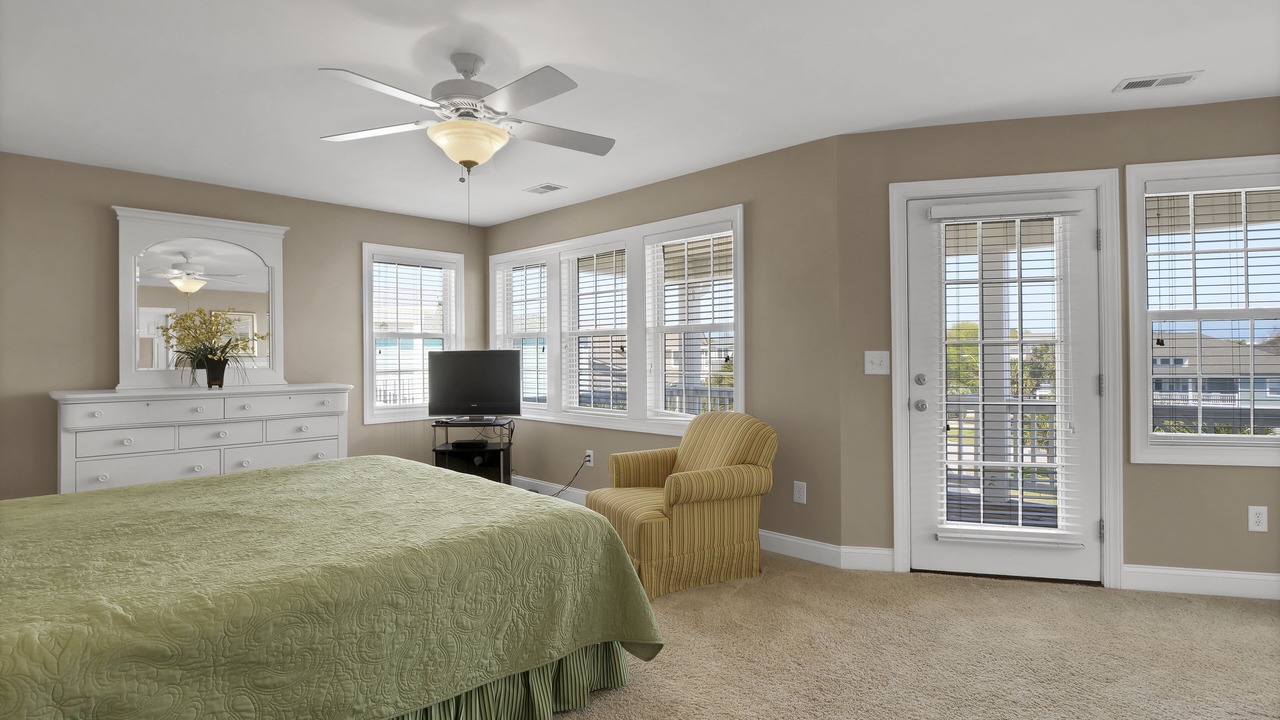 Photo of Bedroom in North Carolina Coast