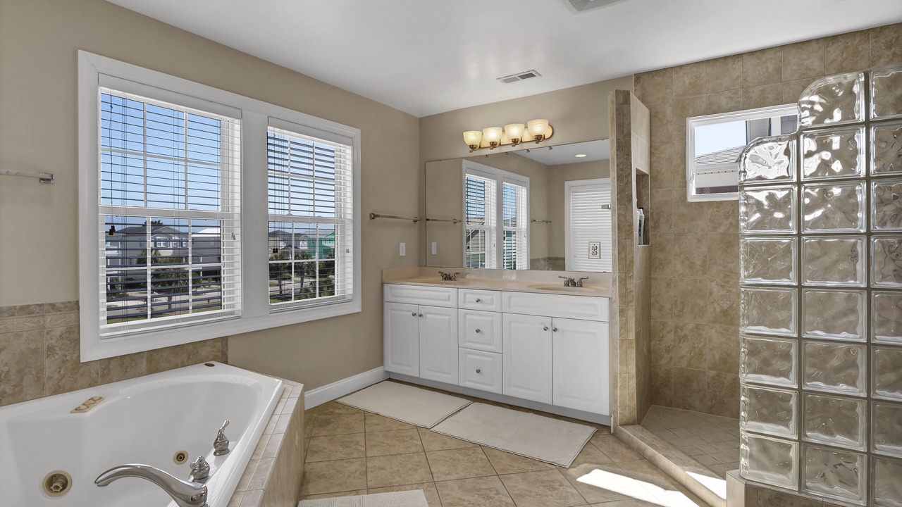 Photo of Bathroom in North Carolina Coast