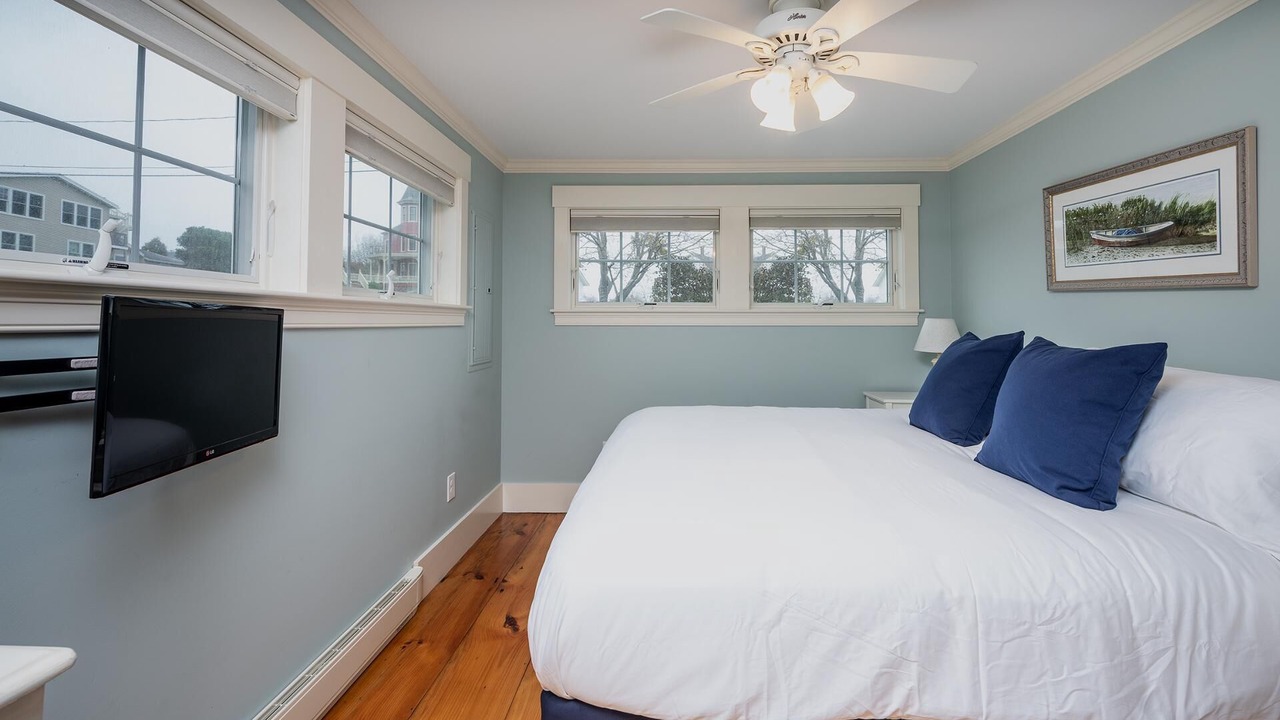 Photo of Bedroom in York Beach