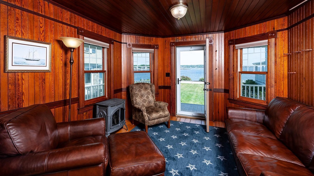 Photo of Livingroom in York Beach