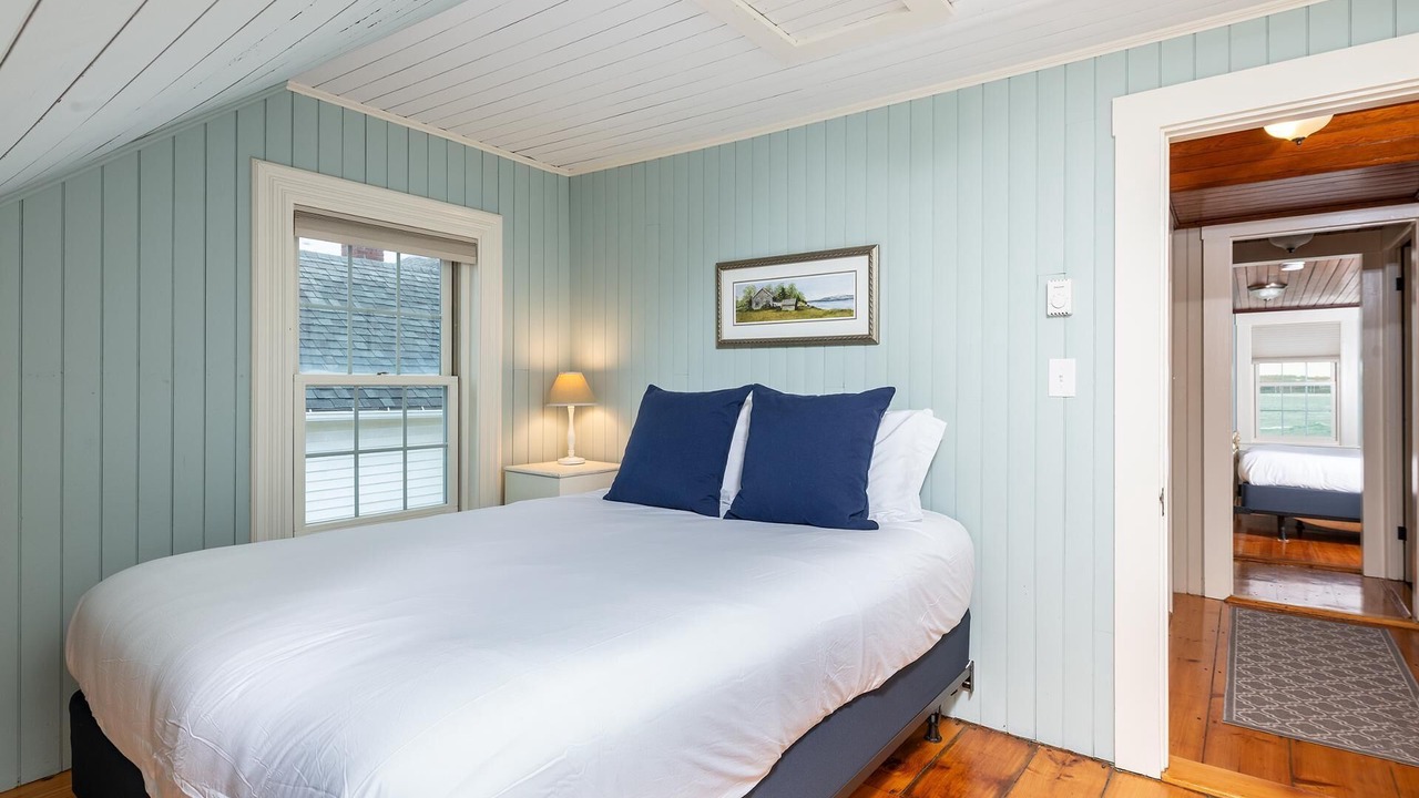 Photo of Bedroom in York Beach