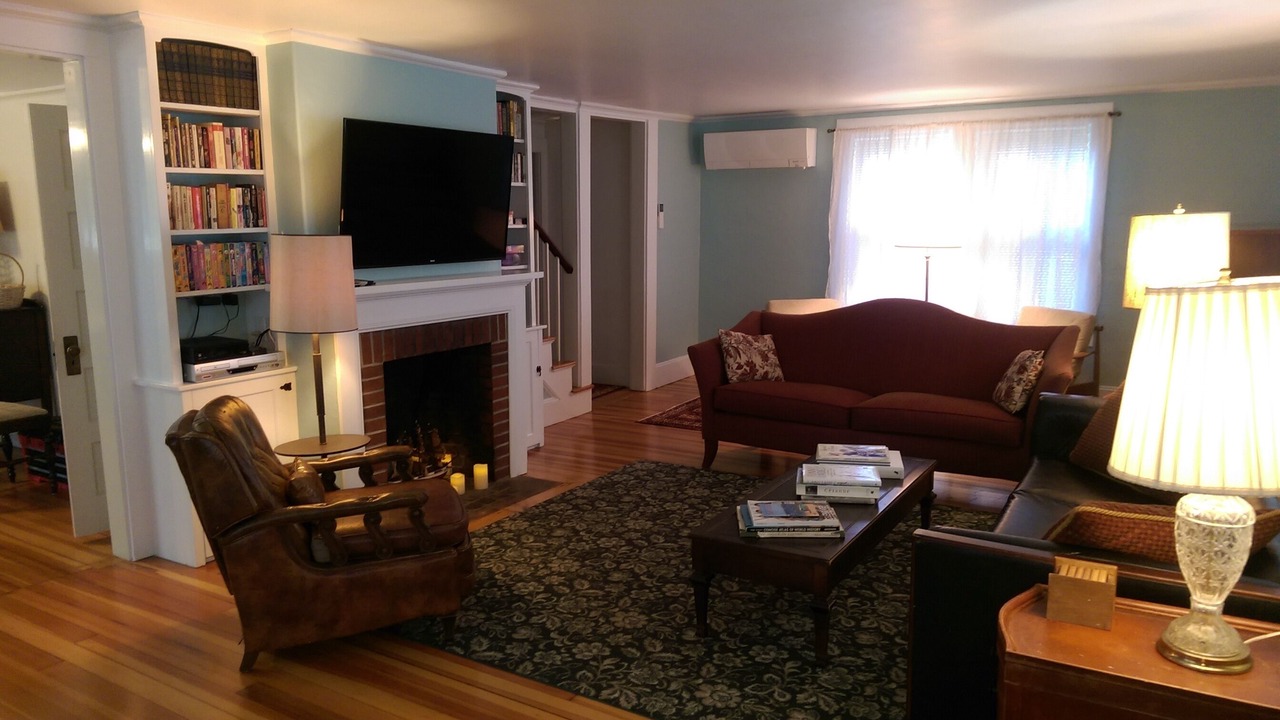 Photo of Bedroom in West Hyannisport
