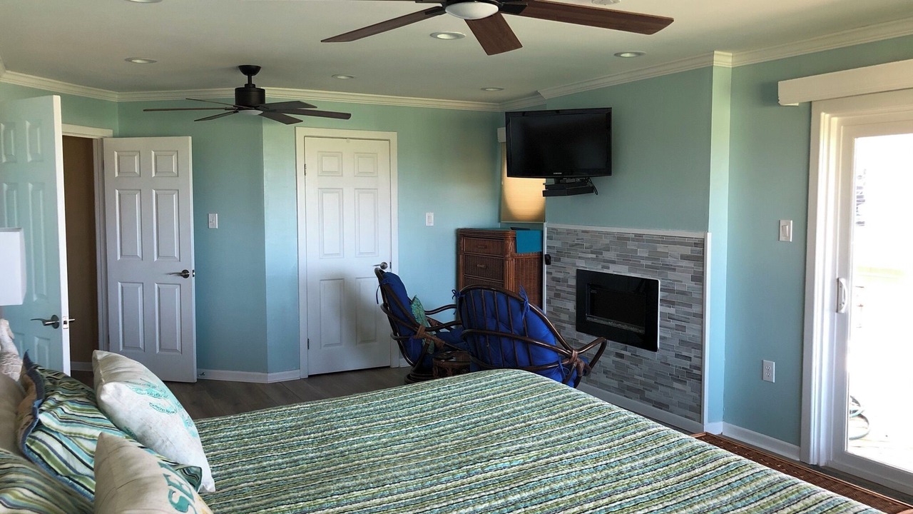 Photo of Livingroom in Bermuda Beach