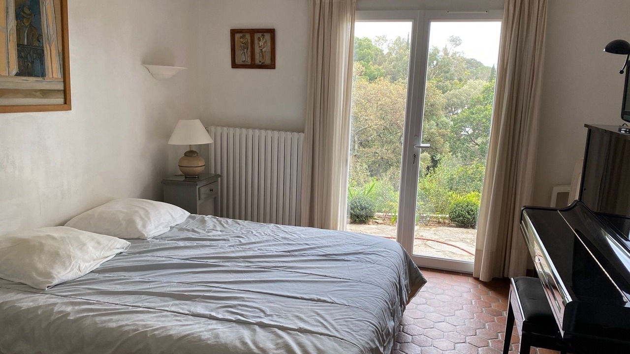 Photo of Bedroom in Le Rayol