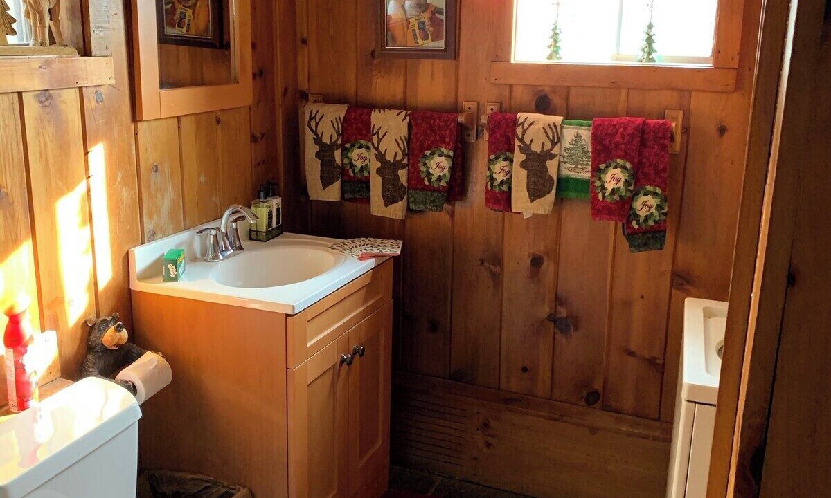 Photo of Bathroom in Bolton Landing