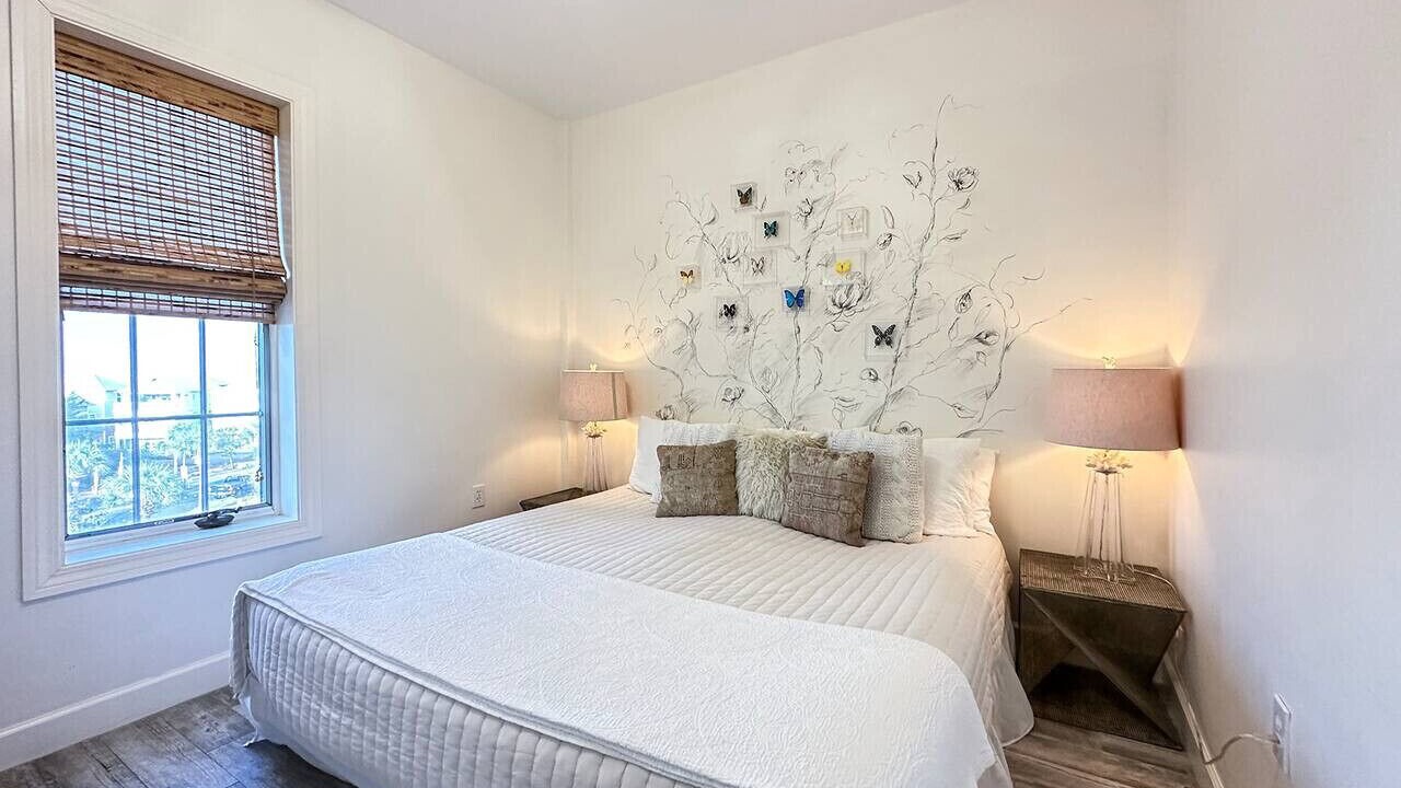 Photo of Bedroom in Seacrest Beach