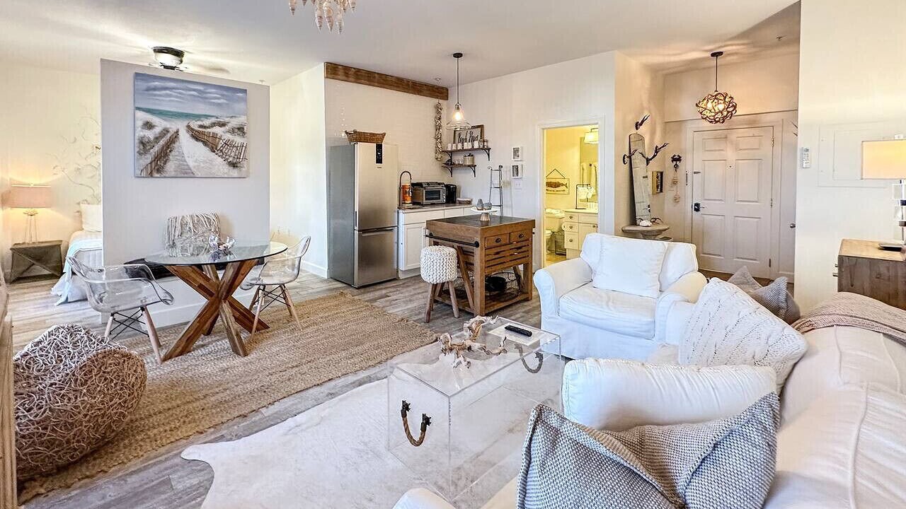 Photo of Livingroom in Seacrest Beach