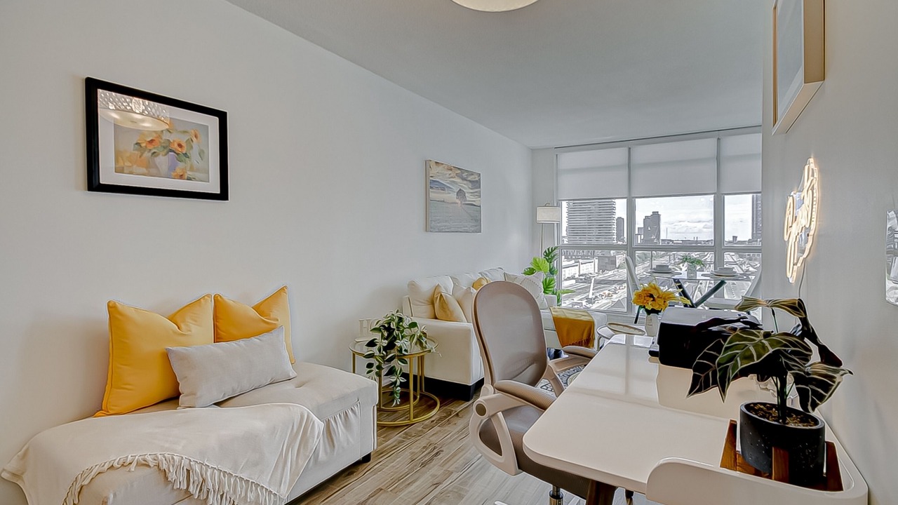 Photo of Livingroom in Downtown Toronto